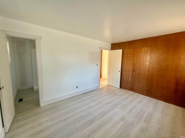 404 S Hickory Drive, Bloomington, IN 47403