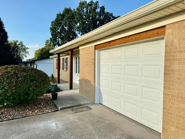 404 S Hickory Drive, Bloomington, IN 47403