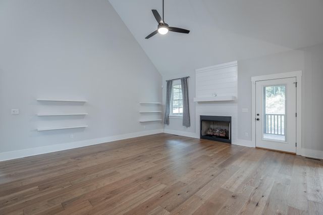252 Goose Creek Circle, Soddy Daisy, TN 37379