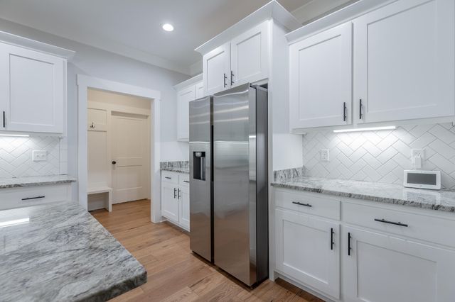 252 Goose Creek Circle, Soddy Daisy, TN 37379