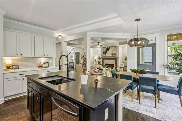 1912 Brantley Walk Lane NW, Atlanta, GA 30318