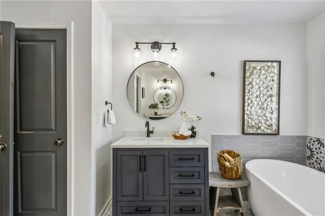 1912 Brantley Walk Lane NW, Atlanta, GA 30318