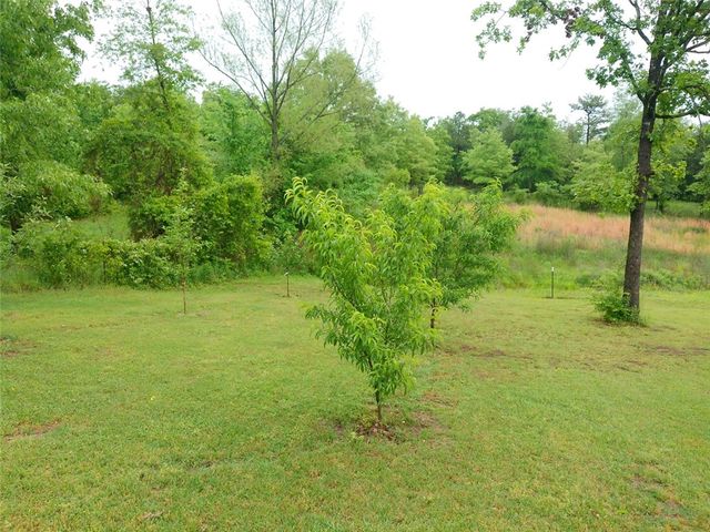 68 Kinder Loop, Russellville, AR 72802