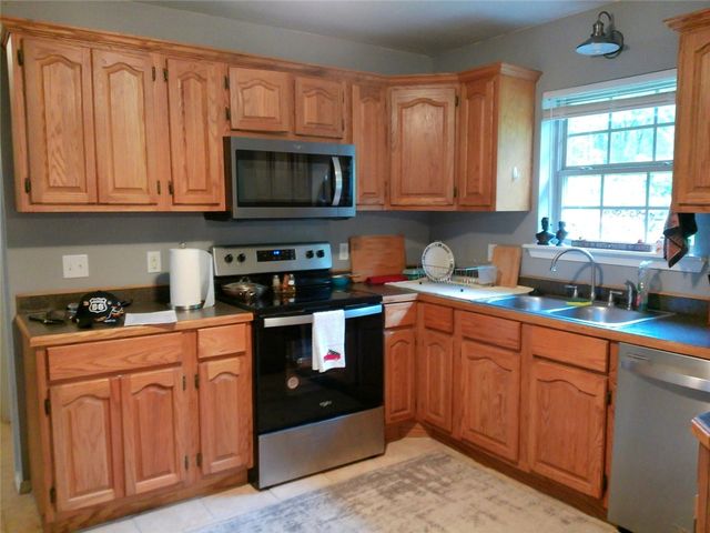 68 Kinder Loop, Russellville, AR 72802