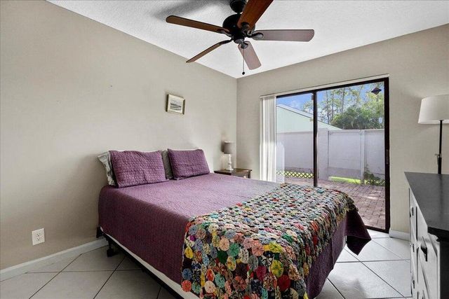 12875 Spinnaker Lane, Wellington, FL 33414