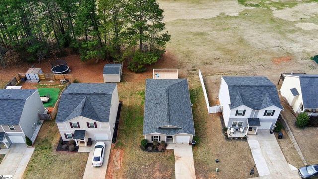 240 Cotton Creek Drive, Spartanburg, SC 29302