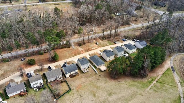 240 Cotton Creek Drive, Spartanburg, SC 29302