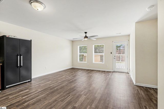 240 Cotton Creek Drive, Spartanburg, SC 29302