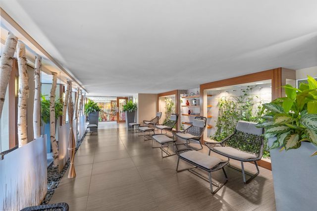 400 E RANDOLPH Street 2225, Chicago, IL 60601