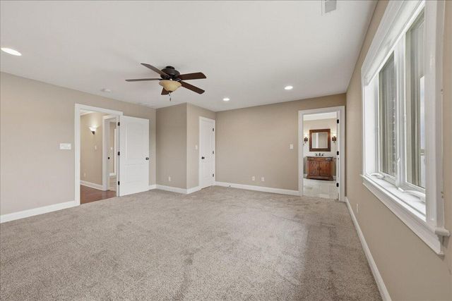 8858 S Doubletree Drive S, Crown Point, IN 46307