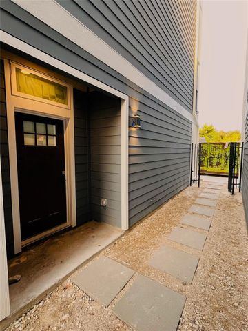 3104 Arlington Street, Houston, TX 77018