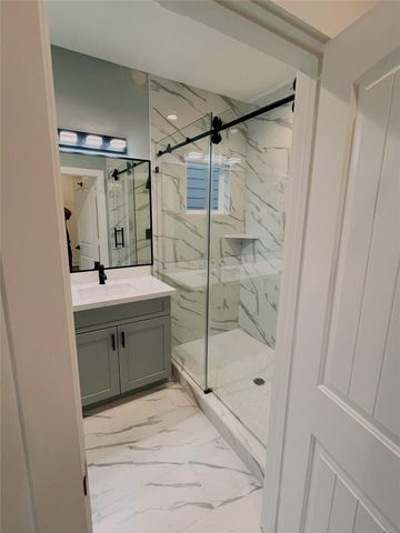 3104 Arlington Street, Houston, TX 77018