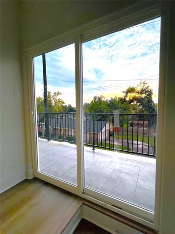 3104 Arlington Street, Houston, TX 77018