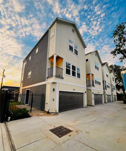 3104 Arlington Street, Houston, TX 77018