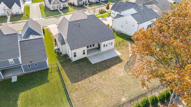 2194 Broadway St, Nolensville, TN 37135