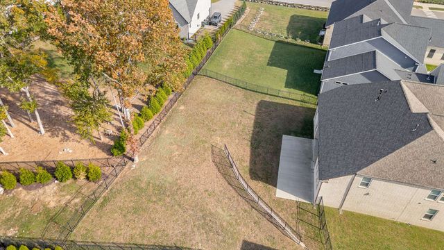 2194 Broadway St, Nolensville, TN 37135