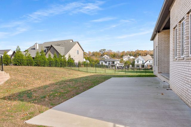 2194 Broadway St, Nolensville, TN 37135