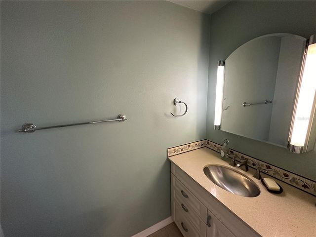4727 SPINNAKER DRIVE, Bradenton, FL 34208