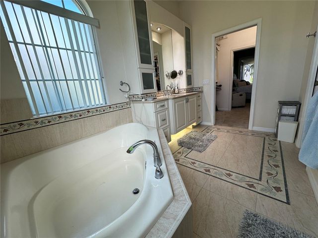 4727 SPINNAKER DRIVE, Bradenton, FL 34208