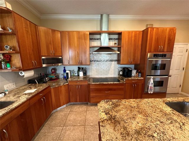 4727 SPINNAKER DRIVE, Bradenton, FL 34208
