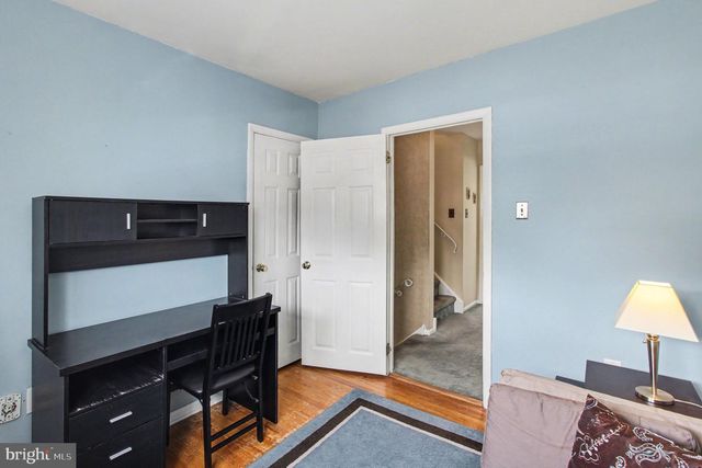 716 W BRISTOL RD, Warminster, PA 18974