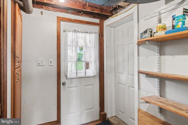 716 W BRISTOL RD, Warminster, PA 18974