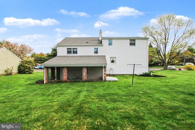 716 W BRISTOL RD, Warminster, PA 18974