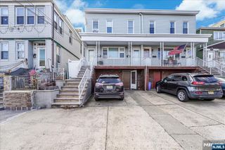 26 W 51st Street, Bayonne, NJ 07002