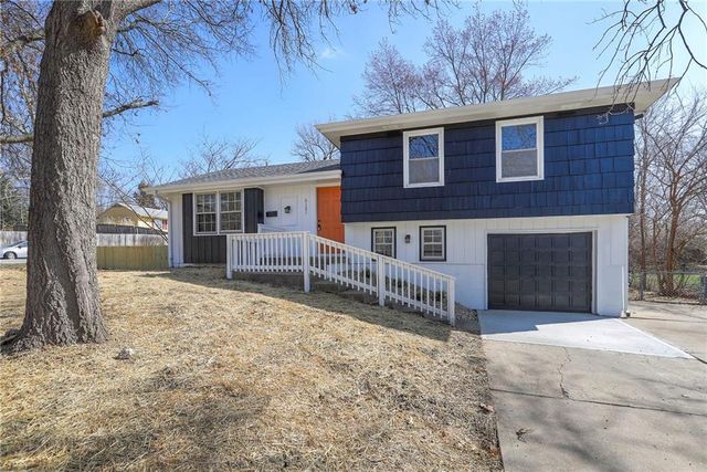 5121 S Cottage Avenue, Independence, MO 64055