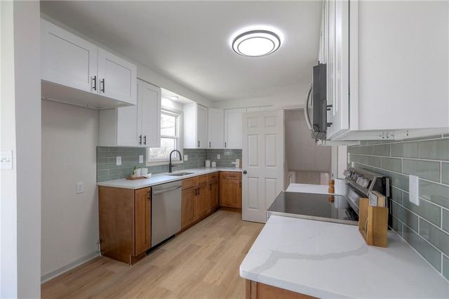 5121 S Cottage Avenue, Independence, MO 64055