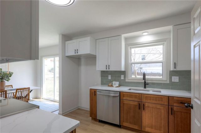 5121 S Cottage Avenue, Independence, MO 64055