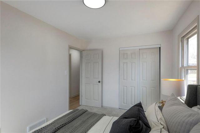 5121 S Cottage Avenue, Independence, MO 64055