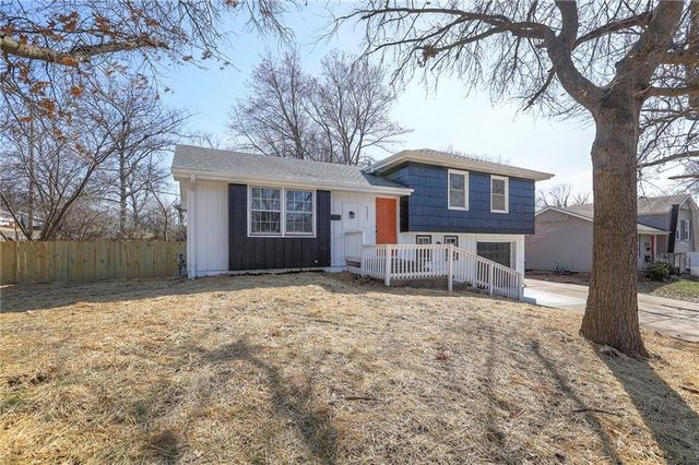 5121 S Cottage Avenue, Independence, MO 64055
