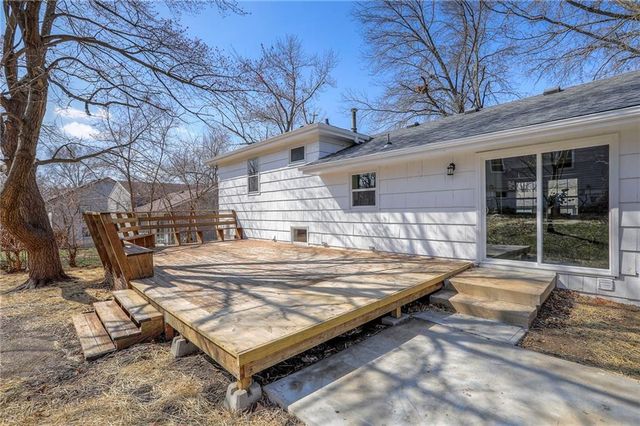 5121 S Cottage Avenue, Independence, MO 64055