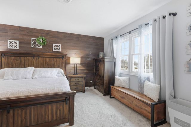 2430 Navajo Drive, Bettendorf, IA 52722