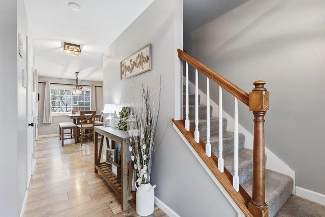 2430 Navajo Drive, Bettendorf, IA 52722