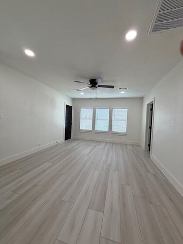 2814 Truxillo Street 2, Houston, TX 77004