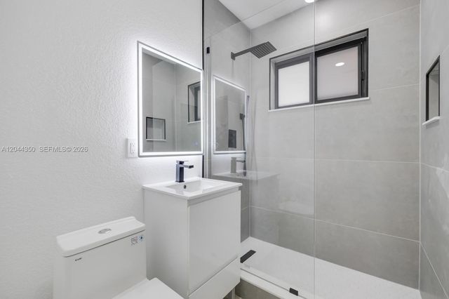 770 NE 160th Street, Miami, FL 33162