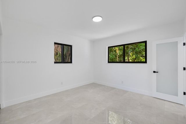 770 NE 160th Street, Miami, FL 33162