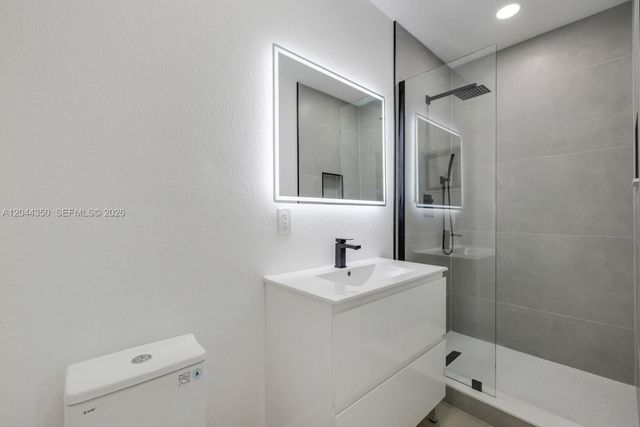 770 NE 160th Street, Miami, FL 33162