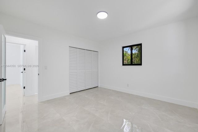 770 NE 160th Street, Miami, FL 33162