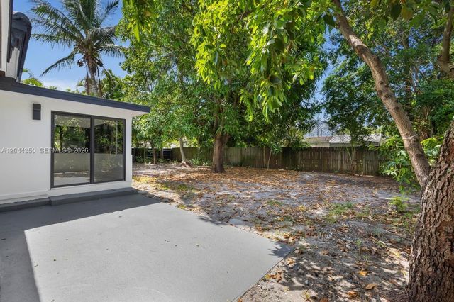 770 NE 160th Street, Miami, FL 33162