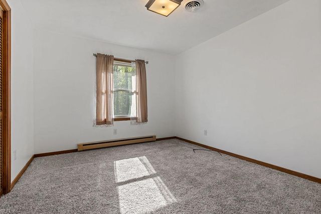 30446 Cypress Bridge RD, Newsoms, VA 23874