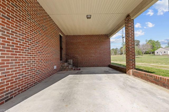 30446 Cypress Bridge RD, Newsoms, VA 23874