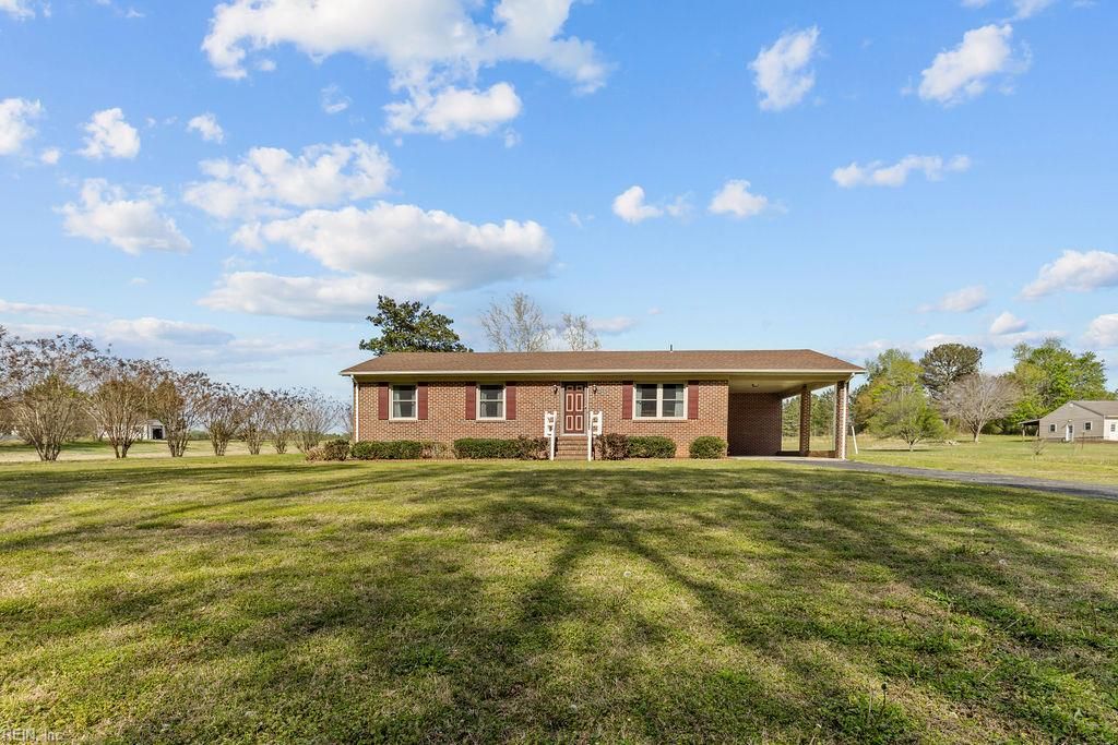30446 Cypress Bridge RD, Newsoms, VA 23874