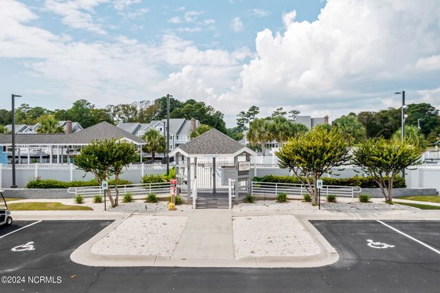 1714 Deerfield Drive SW Apt 2, Ocean Isle Beach, NC 28469