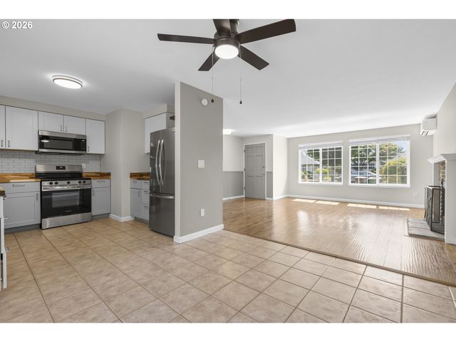 2317 WREN Dr, Longview, WA 98632