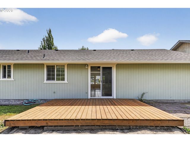 2317 WREN Dr, Longview, WA 98632