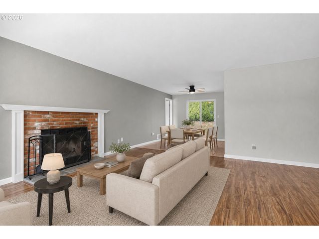 2317 WREN Dr, Longview, WA 98632