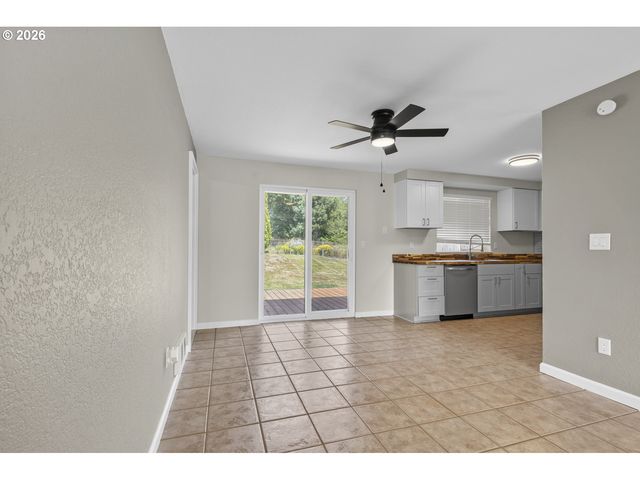 2317 WREN Dr, Longview, WA 98632